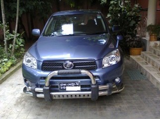 TOYOTA RAV4 SUV 2006 LIKE BRAND NEW TOYOTA RAV4 SUV 2006 LIKE BRAND NEW