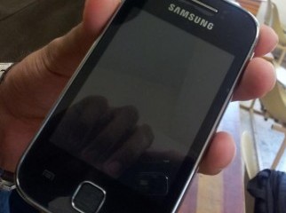 Samsung galaxy y young GT- S5360 Samsung galaxy y young GT- S5360