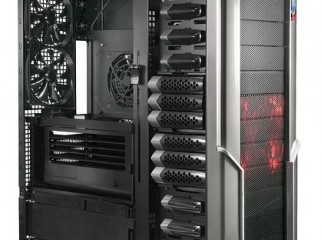 Thermaltake Spedo Advance with 5 high performance fan