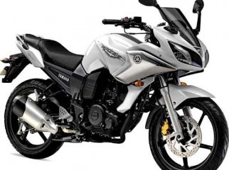 Yamaha Fazer White Adition