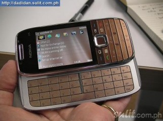 Nokia E75 - Qwerty Slider Symbian Smartphone - 100 FRESH