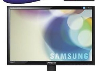 Samsung Led 19 Brand new. intact Boxed