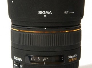 Sigma 30mm f1.4 canon