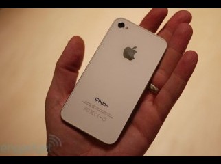 iPhone 4 white 16gb factory unlocked boxed with everything