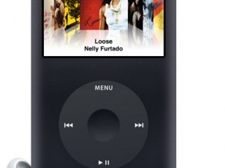 ipod classic 3rd gen 30 gb black colour
