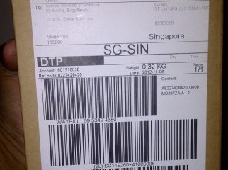 iPhone 5 16GB Black Intact in DHL Sealed Box iPhone 5 16GB Black Intact in DHL Sealed Box