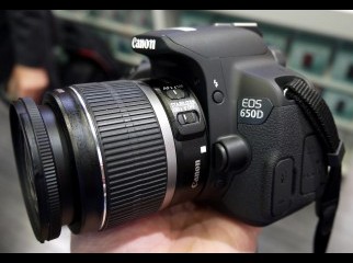 Brand New Boxed Canon EOS 650D Rebel T4i with 18-55 mm