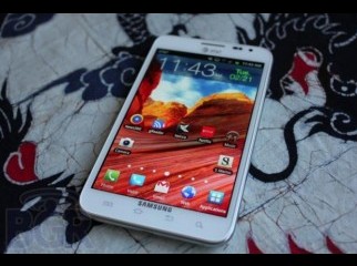 Samsung Galaxy Note 1 WHITE . PRICE IS NEGOTIABLE.. Samsung Galaxy Note 1 WHITE . PRICE IS NEGOTIABLE..