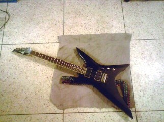 Brand New Ibanzez XP300FX 01673021357