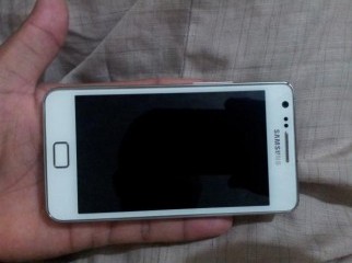 Samsung I9100 Galaxy S II white almost brand new URGENT Samsung I9100 Galaxy S II white almost brand new URGENT