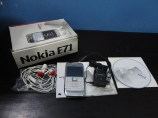 Nokia E 71 Boxed White with Silver Vodafone Exclusive Nokia E 71 Boxed White with Silver Vodafone Exclusive