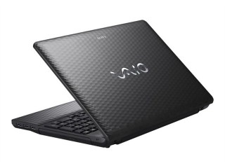 Sony Vaio VPCEH2F1E Core i3 320 GB 4GB 1 Year Warrenty