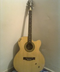 Givson Acoustic Guitar