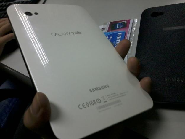 Galaxy Tab P1000 Showroom Condition large image 0