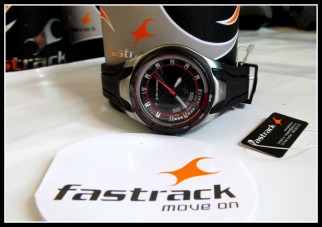 MORE THAN 100 FASTRACK WATCHES CALL 01760 15 66 75