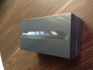 Iphone - 5 URGENT SELL 