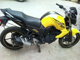 Yamaha FZS showroom condition for SALE 