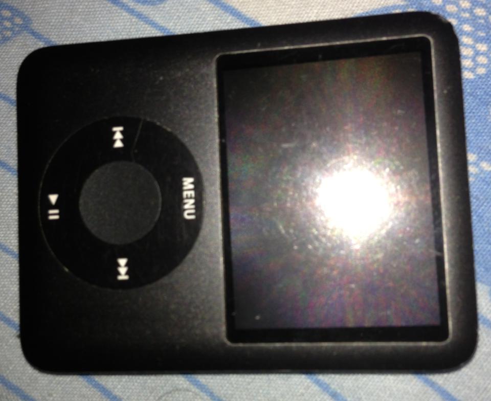 ipod 8gb large image 0