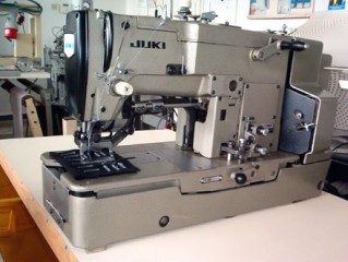 button hole machin juki japan