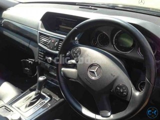 Mercedes Benz E220 D 2011...Diesel 1800 cc fuly loaded Eur