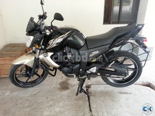 Yamaha FZS 153cc Golden Streak