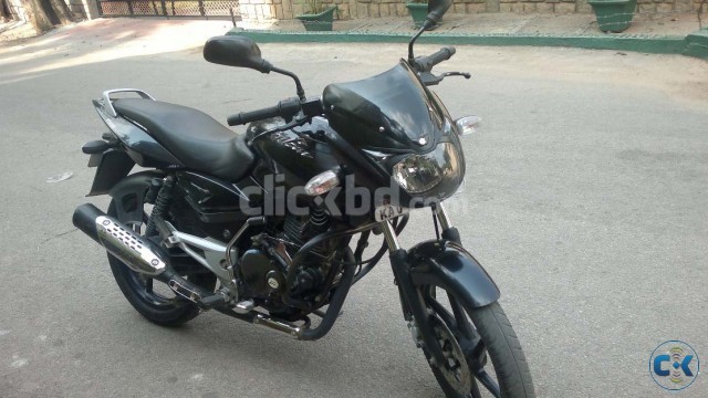 PULSAR 150 BLACK COLOR with all papers large image 0