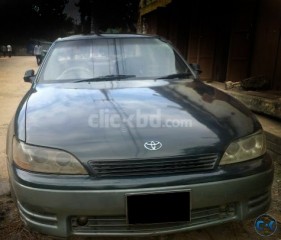 Toyota Lexus Windom model 1995 reg 2000