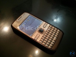 nokia e72 in excellent condition