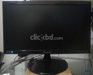 Samsung 19 LED Monitor