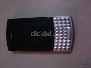 Nokia Asha 303