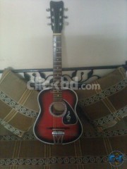 Mini acoustic guitar.Glazy body.Very rare.