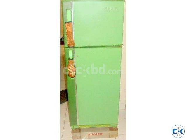 Singer Brand Fridge very good condition large image 0