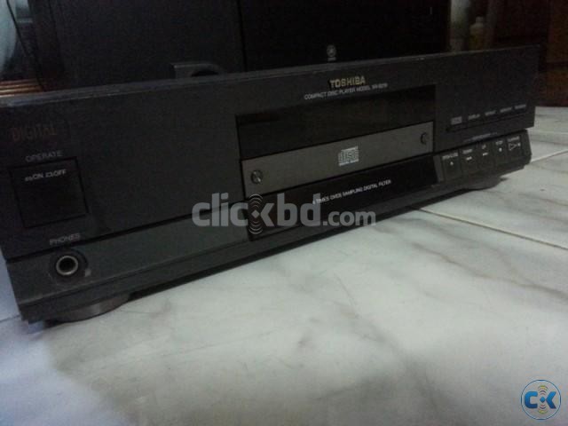 TOSHIBA STERIO HIGH PERFORMANCE AUDIO CD PLAYER. large image 0