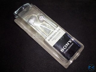Sony MDREX10LP WHI In-Ear Headphones 01947510411