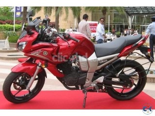 YAMAHA FAZER SPORTS BIKE FULL NEW RUN 2500 KM