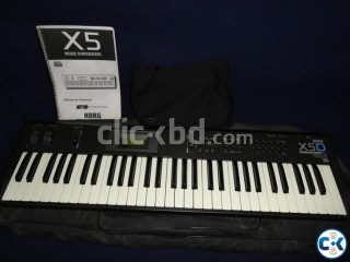 korg X5D KEYBOARD