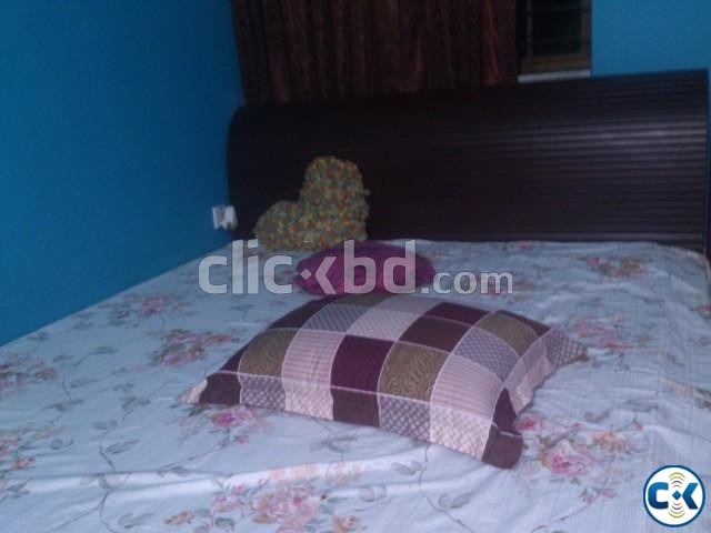 Double Bed large image 0