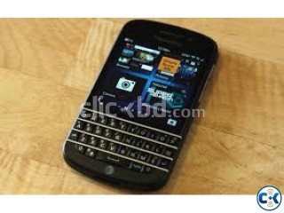 Blackberry q10 in box unlocked