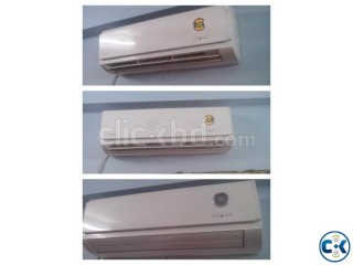 Gree 1Ton split AC Hot Cold 