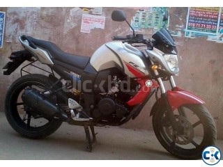 YAMAHA FZS 153cc VERY GOOD CONDITION