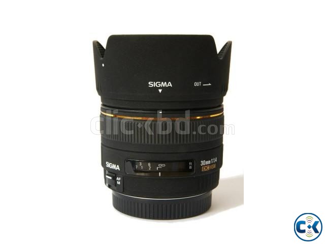 Sigma 30mm f 1.4 EX DC HSM Lens F Canon large image 0
