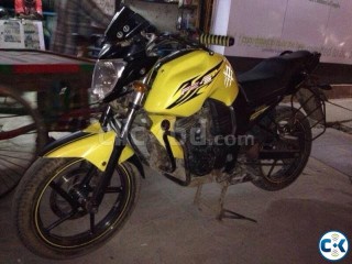 Yamaha FZS