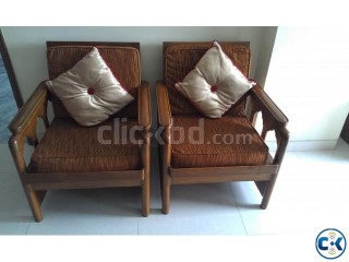 Pair of single sitter sofas sold individually 