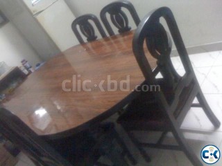 wooden dinning table