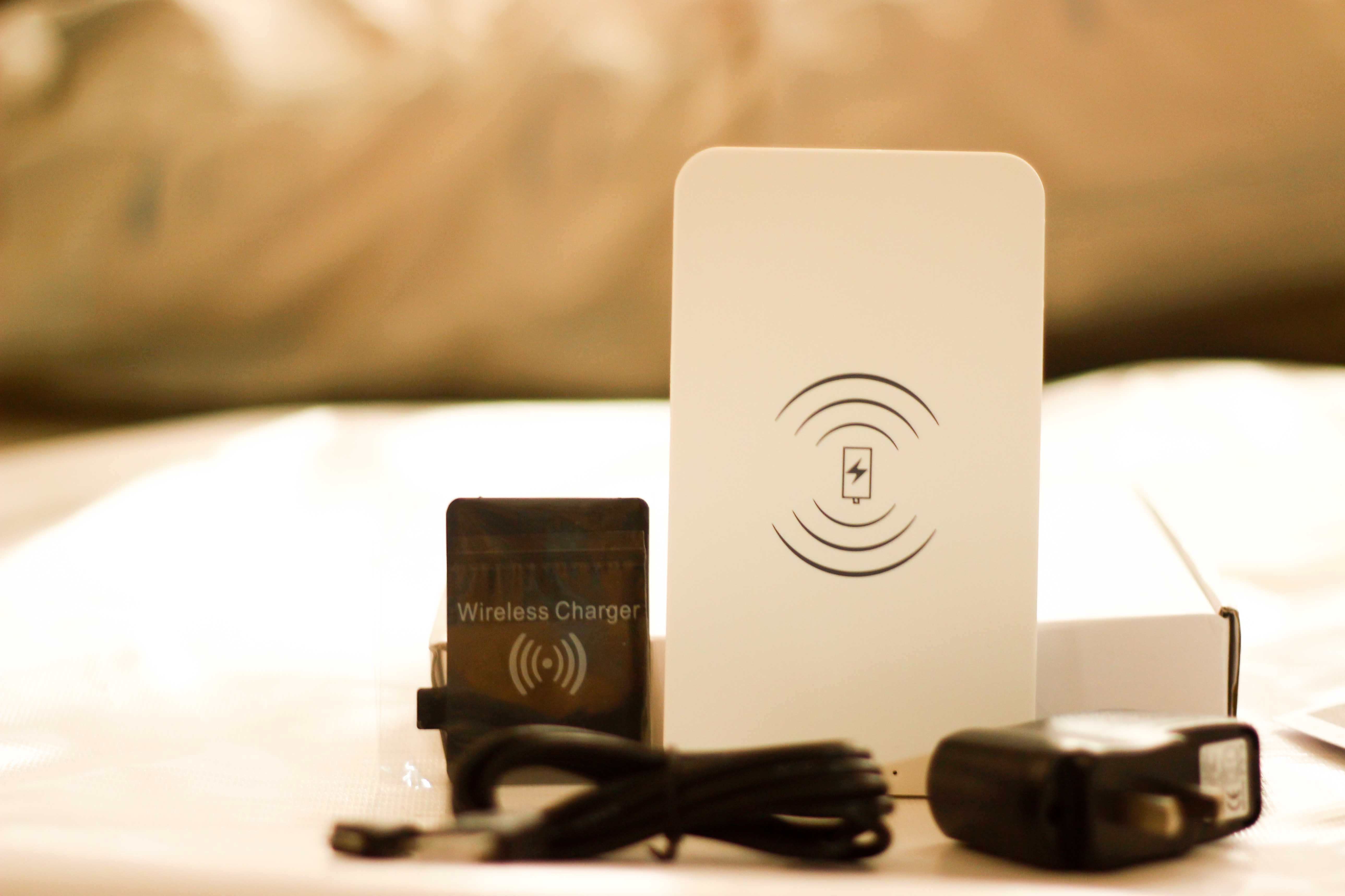 Slim Qi Wireless Charger Pad Wireless Charger Receiver large image 0