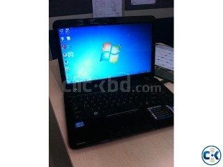 Toshiba Satellite L840 core i3 2nd Gen 14 640 HDD Laptop
