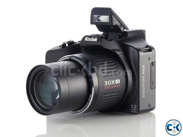 Kodak EasyShare Max Z990. Semi SLR. 12 MP. 30x zoom. large image 0