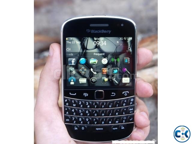 New BlackBerry Bold 9900 Touch Type Full Box large image 0