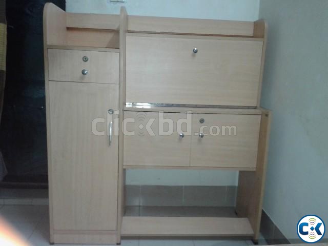 Reading Table with multi lockers large image 0