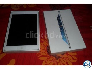Apple MD531LL A iPad mini Wi-Fi 16GB SILVER
